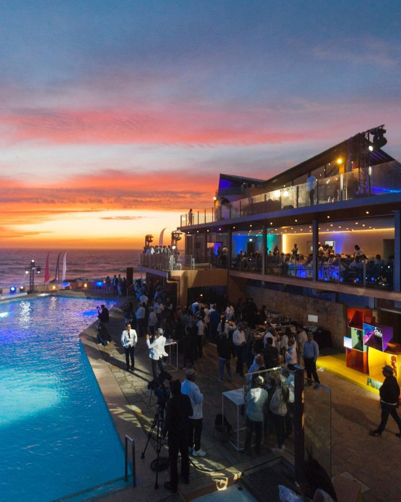 Arriba By The Sea - Pôr do sol evento