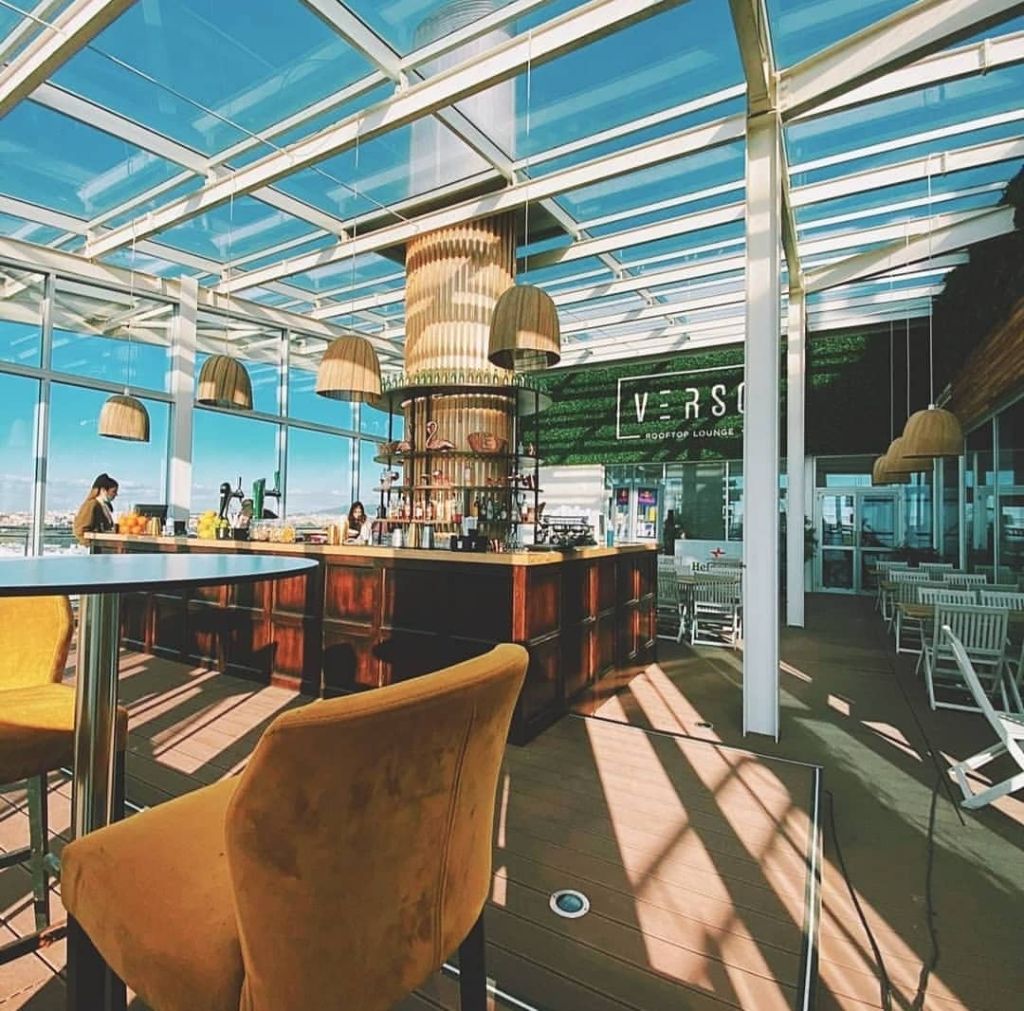 Verso Rooftop - Bar interior